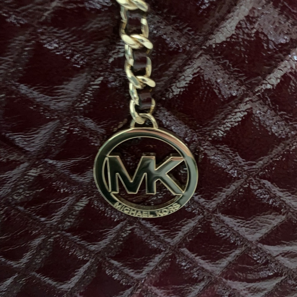 Michael Kors Medium Tote - Picture 7 of 9